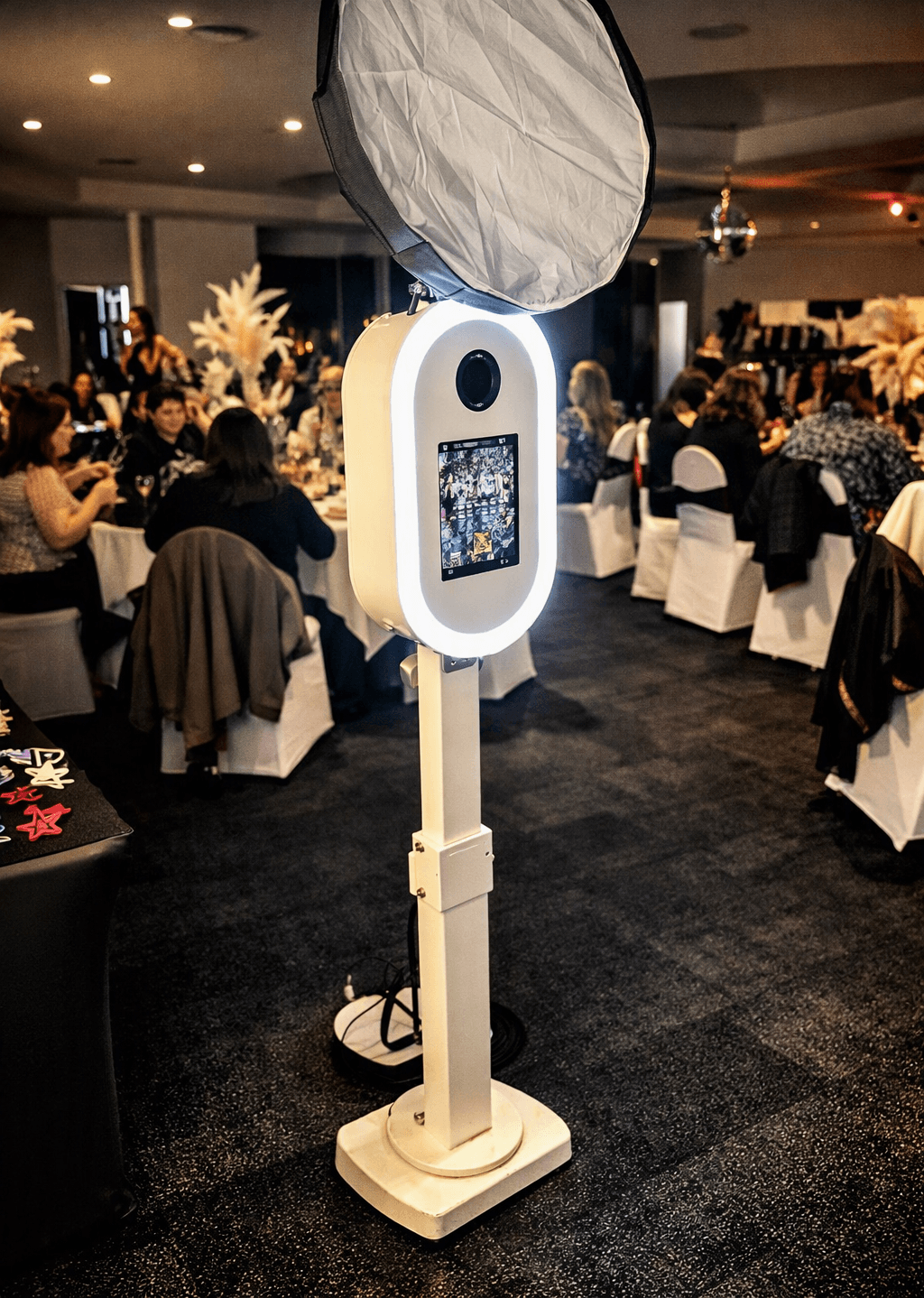 New trend Party Hire - Photobooths hero